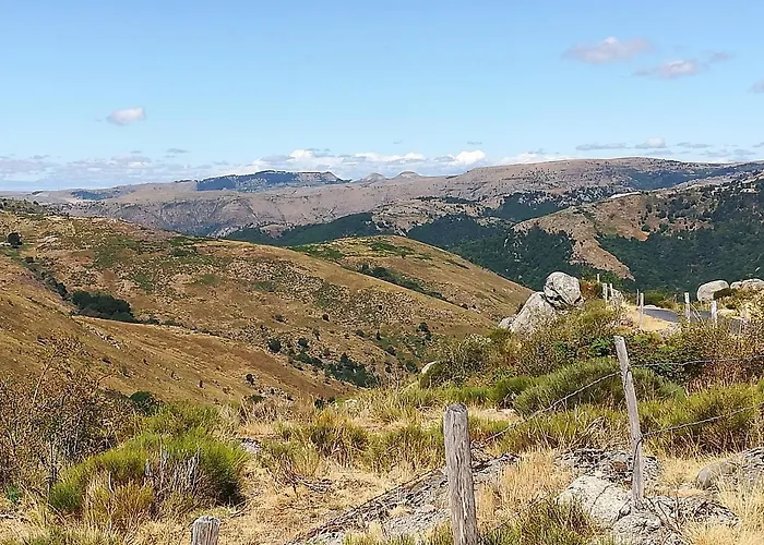 En Cevennes De Montvert Sud Mont Lozere * Le Pont-de-Montvert